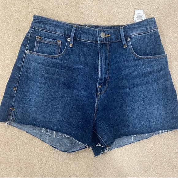 NWT GOOD AMERICAN Cutoff High Waist Denim Shorts Blue 8 - Picture 2 of 5